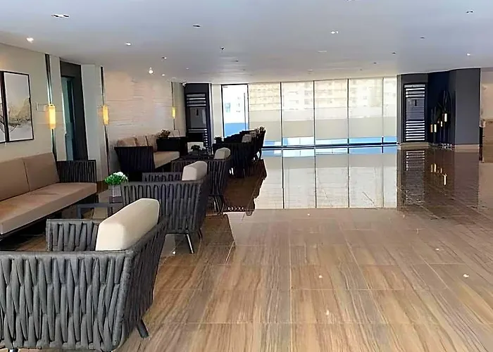 Luxury Air Residences By Makati Hotel *